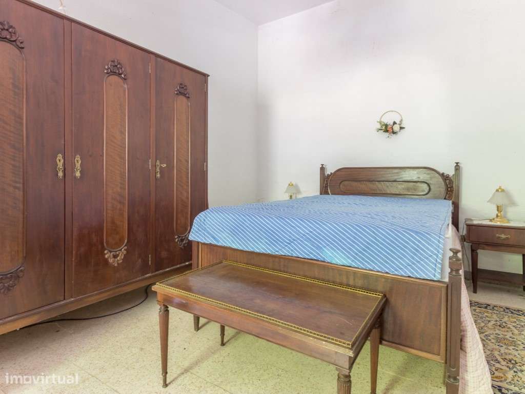 Moradia Isolada T3 - Sobreda - Oportunidade-11