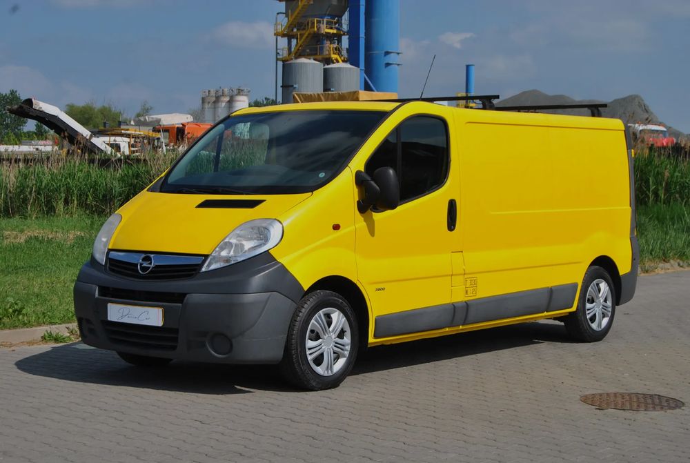 Opel Vivaro 2011
