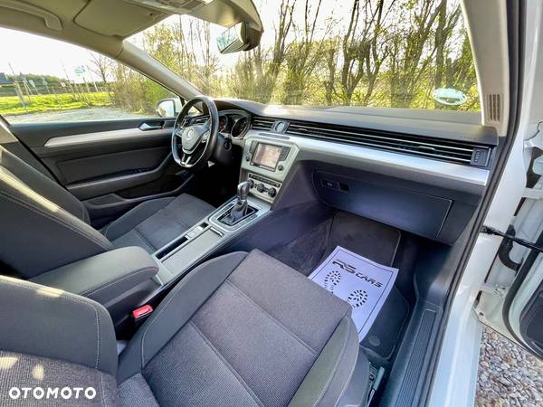 Volkswagen Passat 1.8 TSI BMT Comfortline DSG - 32