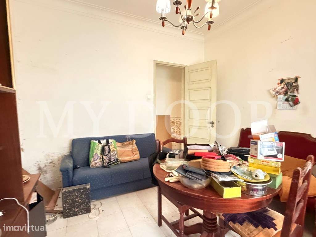 Apartamento T2 - Moscavide - Obras Totais - RCH c/ Terraço-16