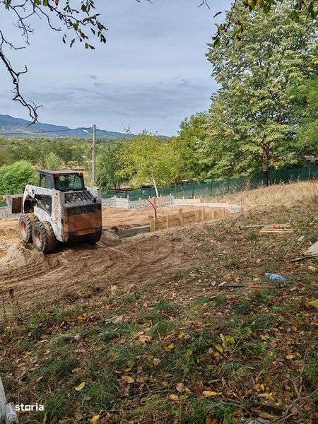 Teren intravilan 1550 m2 - Imagine principală: 5/5