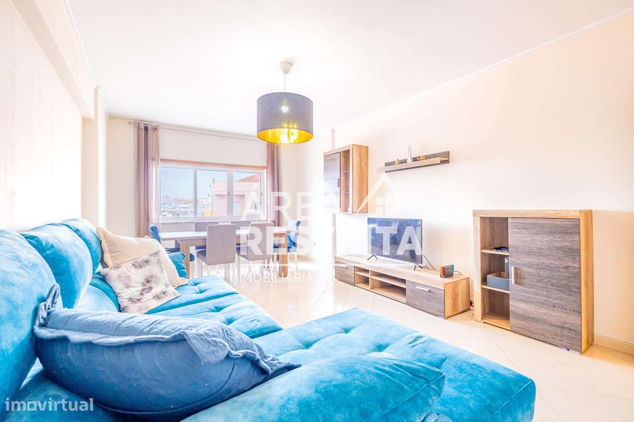 Apartamento T3 em Corroios com parqueamento e arrecadação - Grande imagem: 2/51