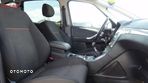 Ford S-Max - 13