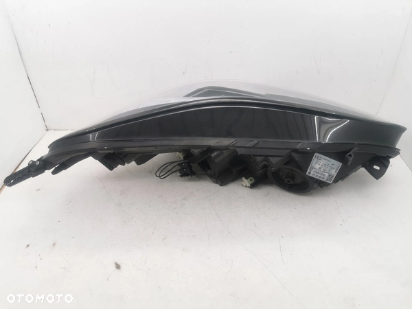 Lampa lewy przód Opel Corsa E lewa przednia 39108222 - 9