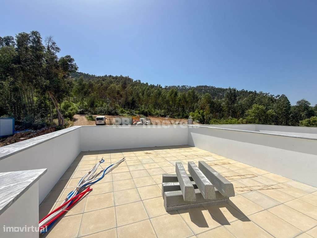 Moradia Nova T3, Vista Rio - Urbanização Martinela, Ferreira do Zêzere-9