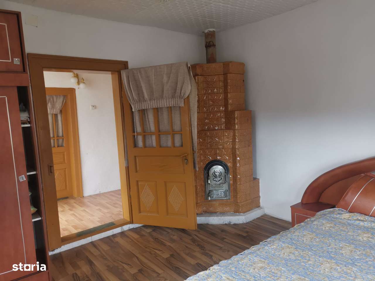 Casa batraneasca Aninoasa/ Arges, teren 1.200 mp-7