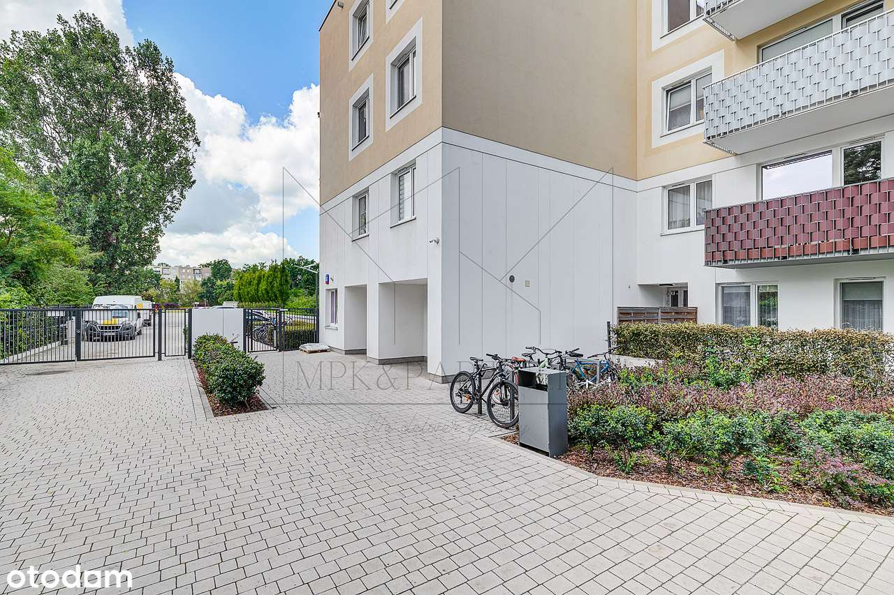 Narożne m2 z oddzielną kuchnią na strzeżonym, zamkniętym osiedlu!-16