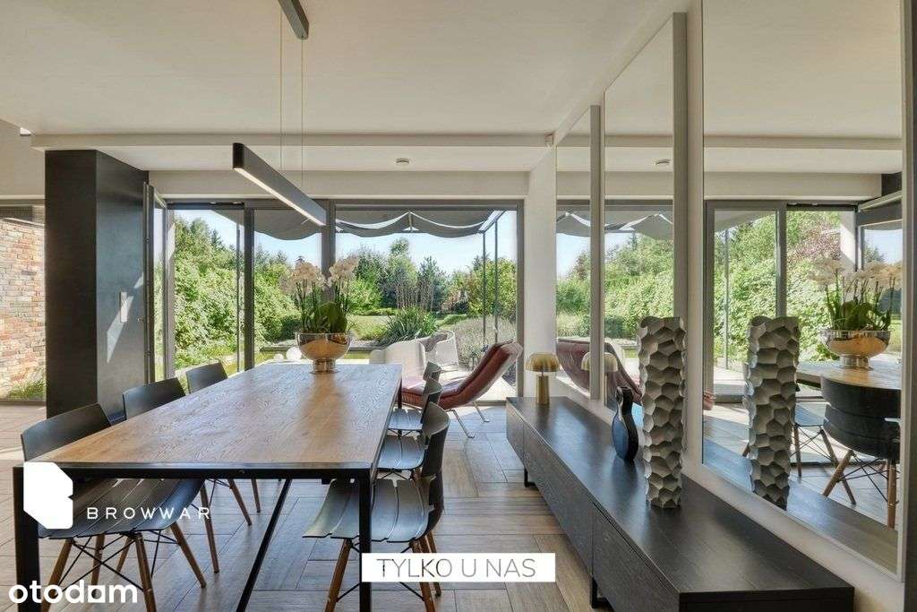 Nowoczesny dom z garażem i przestronnym ogrodem - Pełny obrazek: 3/20