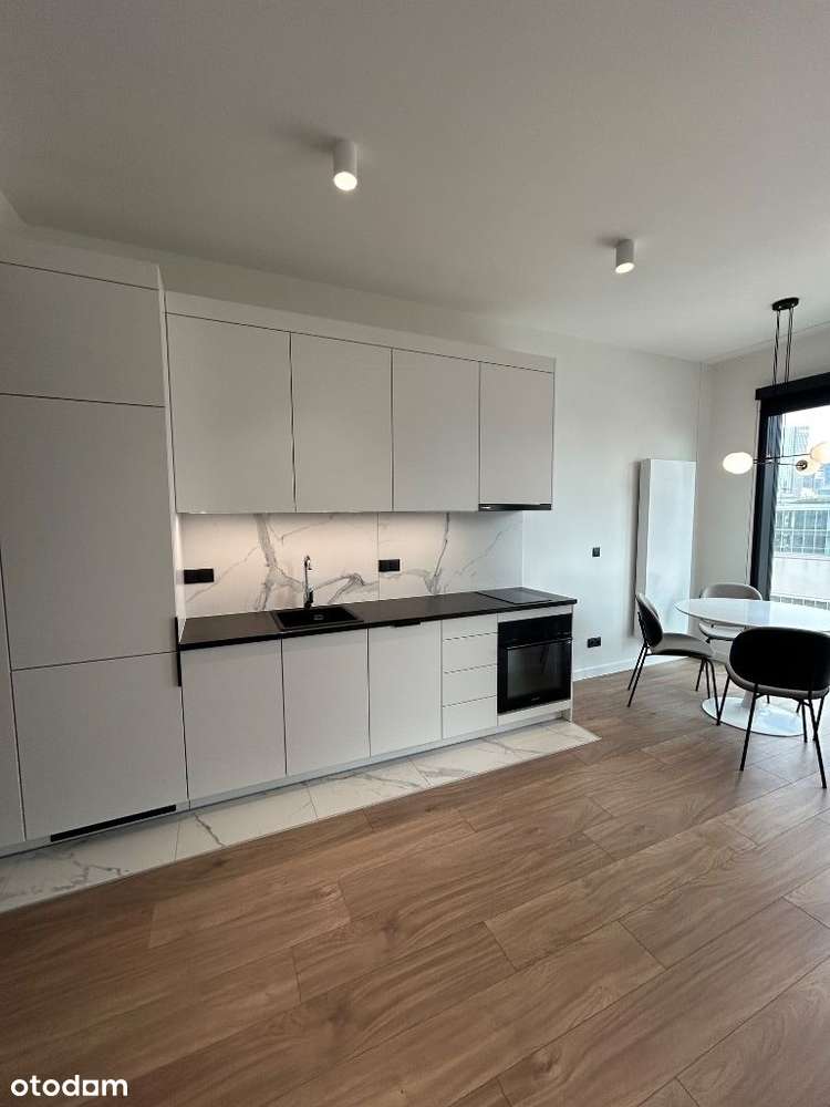 Właściciel wynajmie nowe  mieszkanie w apartamentowcu Towarowa Towers - Pełny obrazek: 4/11