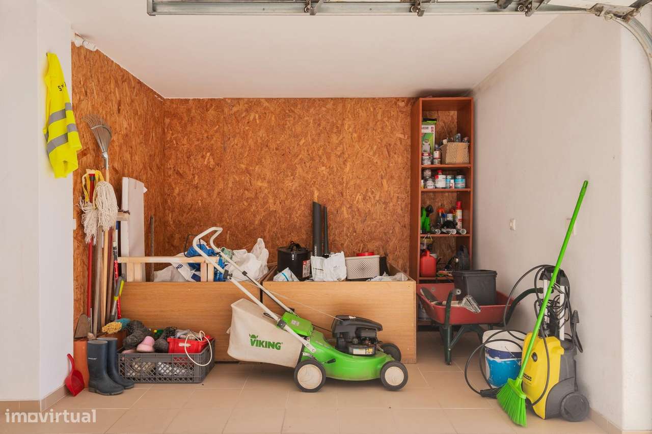 Moradia T3 com Jardim e Garagem | Construída em 2011 | São Pedro...-57