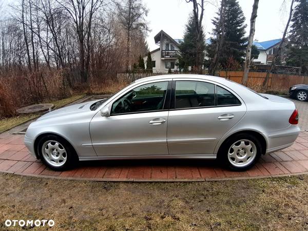 Mercedes-Benz Klasa E 200 CDI Avantgarde - 1