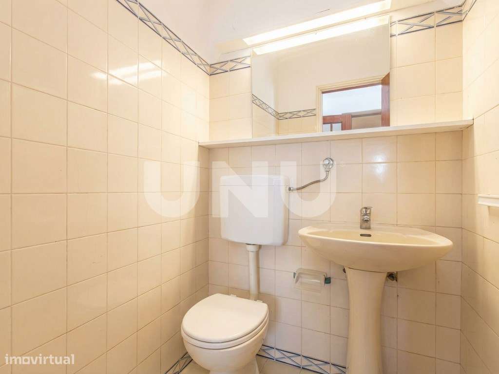 Apartamento T3 no Carregado, com parqueamento!-17