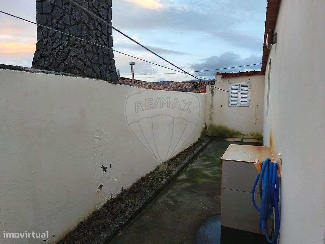 Moradia T2 para venda-4