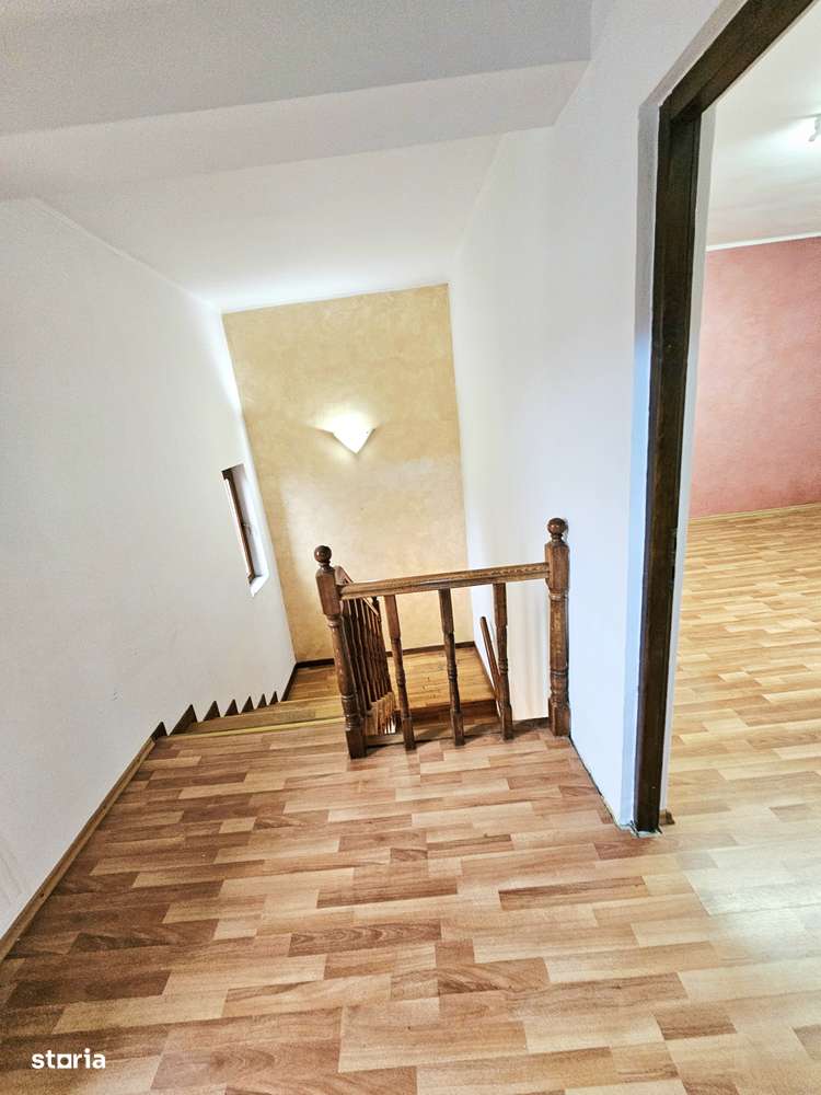 Vând casa P+E-cartier Europa-9