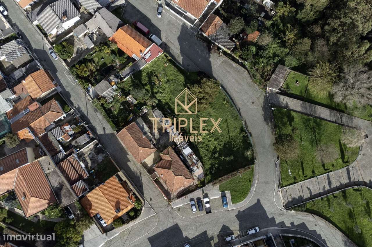 Casa com 3 inquilinos e Terreno -  Monte Sta Cruz-19