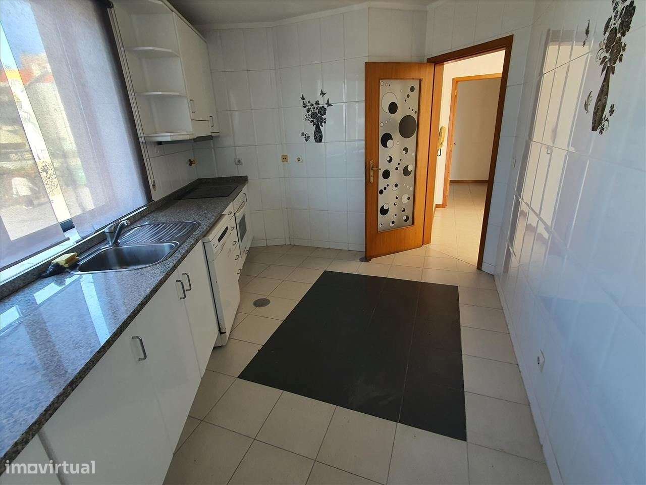 Apartamento T2  situado em Vilar do Paraíso - Grande imagem: 5/18