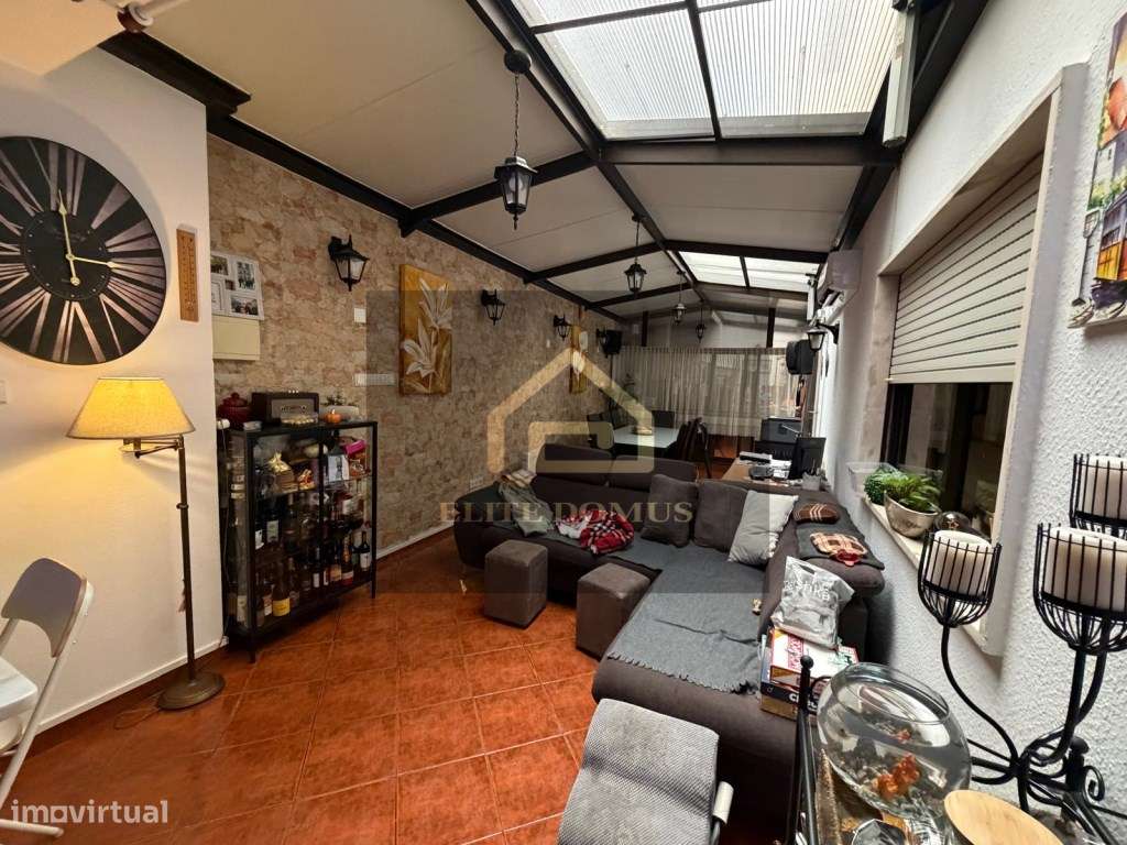Magnífico Apartamento T3 com Terraço, Arrecadação e Estacionamento!-21