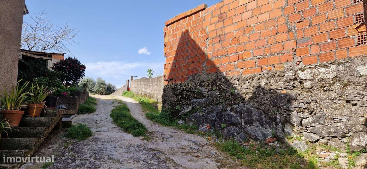 Terreno urbano para construção de moradia isolada - Grande imagem: 4/7