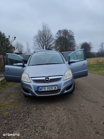 Opel Zafira - 2