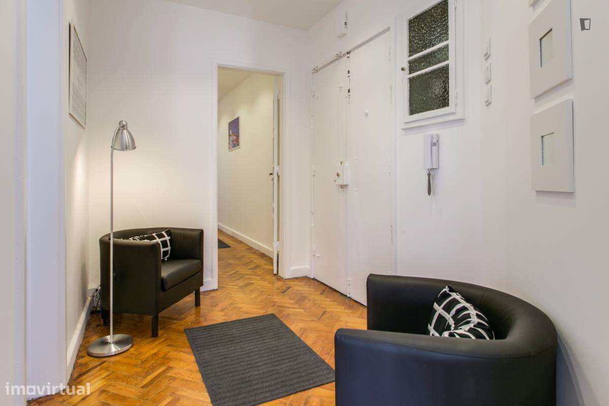 Quarto - localizado em Picoas Lisbon - Grande imagem: 4/9