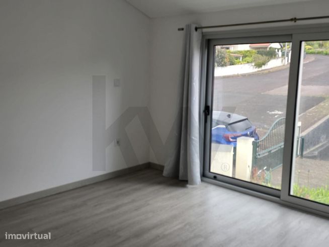 Moradia T3 com Piscina e Vista Mar nos Prazeres | Calheta-13
