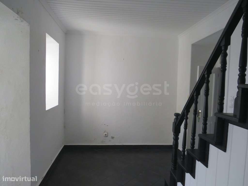 Moradia em Benfeitoria com quintal e vista mar. - Grande imagem: 5/20