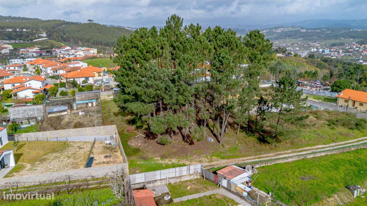 Terreno de Construção na rua Lamas de Couto, Fregim, Amarante-11