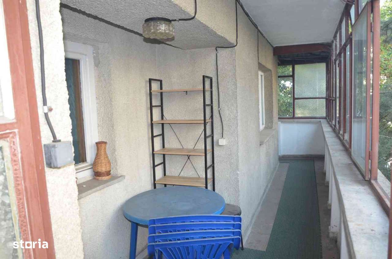4 Camere Calea București, Piata Centrala din Craiova.-10