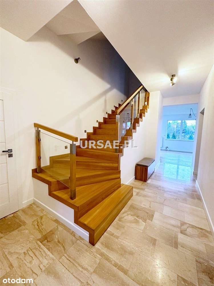 Doskonała lokalizacja 4 sypialnie, 2 łazienki-4