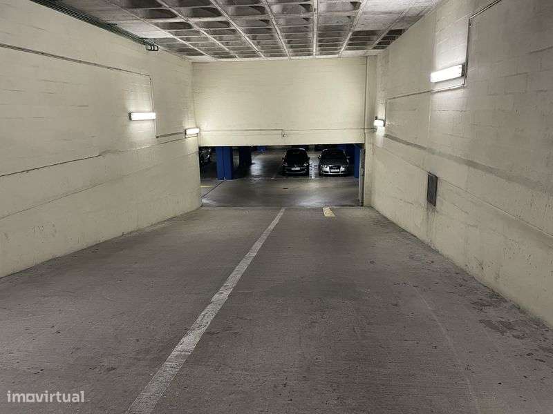 Garagem Olivais C Com Spacio - Grande imagem: 4/6