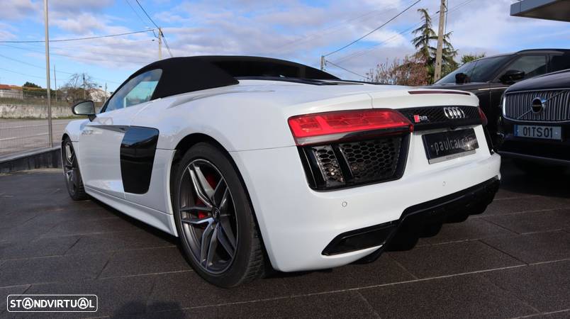 Audi R8 Spyder 5.2 FSi V10 S tronic - 3