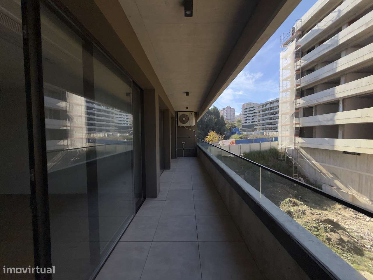 Apartamento T2 à venda em Avenida Dom João II /El Corte Inglês-11
