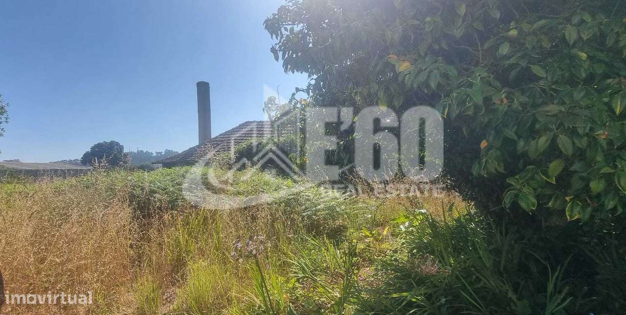 TERRENO PARA CONSTRUÇÃO - Grande imagem: 4/12