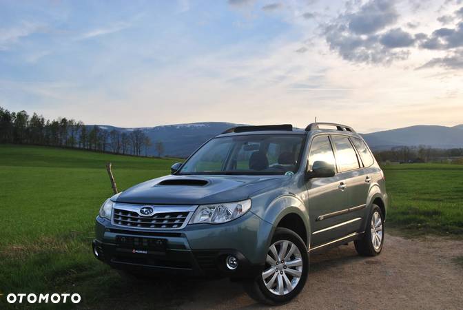 Subaru Forester 2.0 i Exclusive - 3