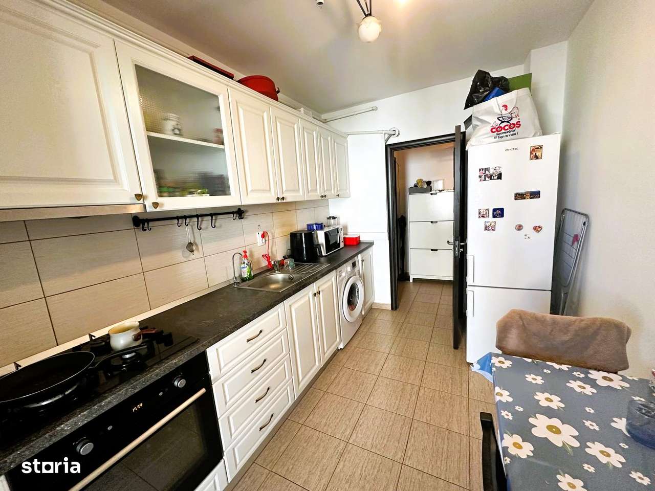 2 camere DECOMANDAT * METROU-2