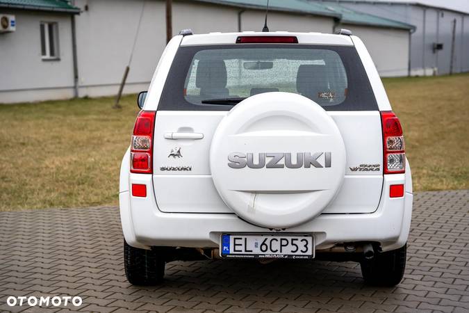 Suzuki Grand Vitara 1.9 DDiS - 10