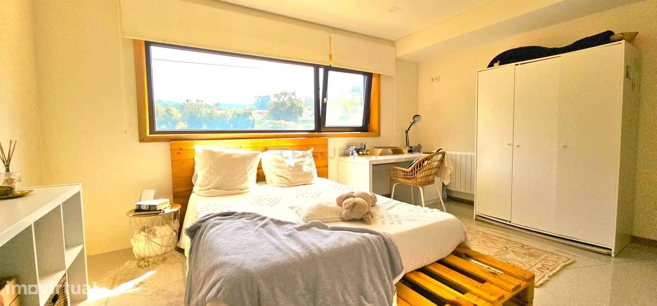 Moderna Moradia T4 com Piscina em Aldreu, Barcelos-17