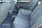 Volkswagen Passat Variant 1.6 TDI SCR BlueMotion Trendline - 11