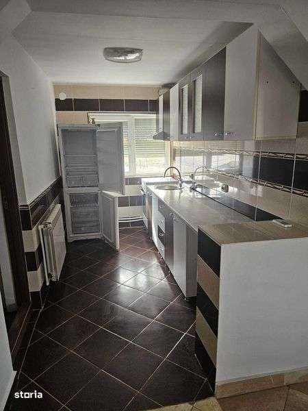 Inchiriez apartament Severin Zona Traian - Imagine principală: 5/5