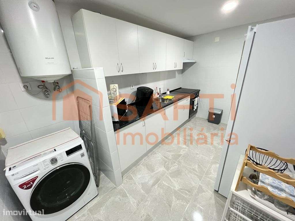T2 Renovado no Lavradio | Conforto, Localização e Versatilidade - Grande imagem: 5/11