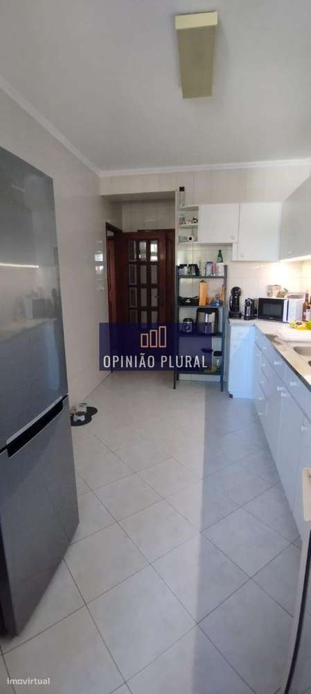 Excelente T1 com varanda, lugar de garagem e arrumos  Senhora da Hora - Grande imagem: 4/11