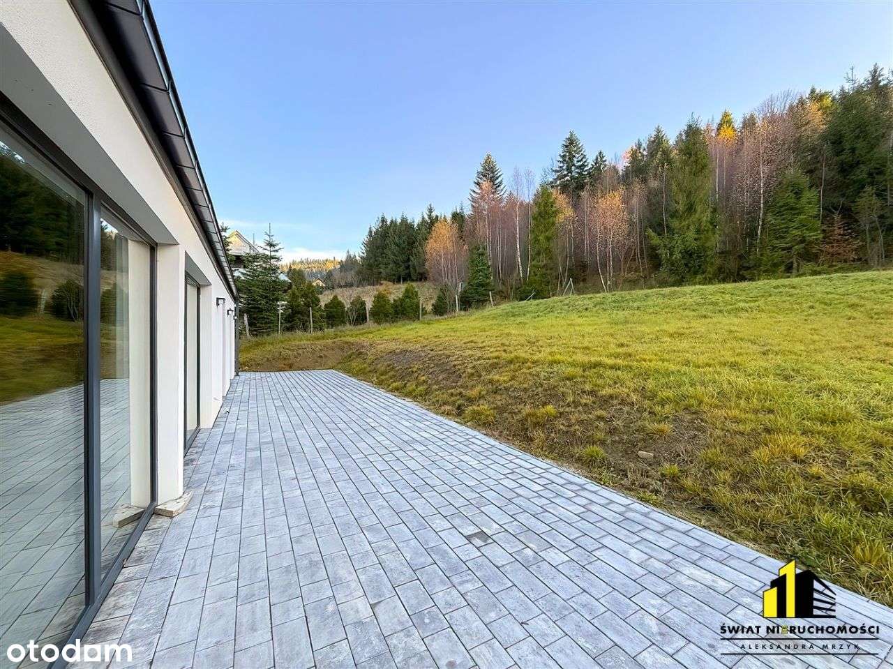 Nowoczesny dom parterowy w malowniczej Istebnej.-15