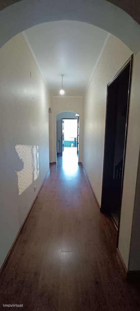 Moradia T6 com Cave, R/Chão e Sótão Aproveitado | A 3 km de Tomar-33