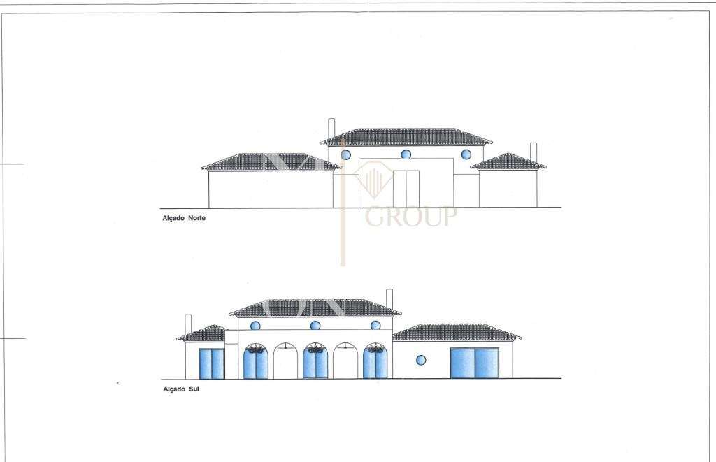 Moradia T4 com Terreno Urbano e Dois Projetos - Grande imagem: 4/6