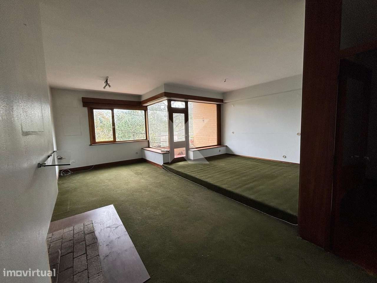 Apartamento T4 com garagem junto ao Rio Douro-21