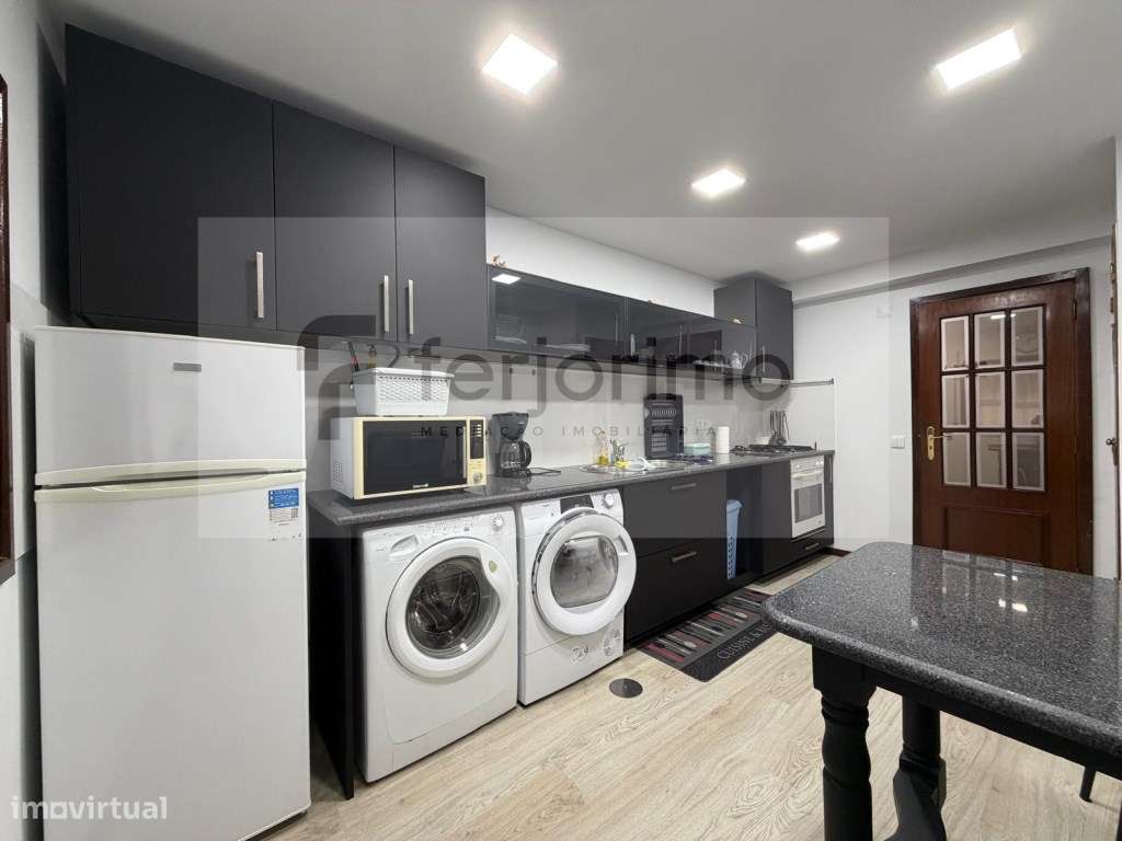 Arrendamento T3 - FERMENTÕES 

Guimarães (a 2 km do centro) - Grande imagem: 2/11