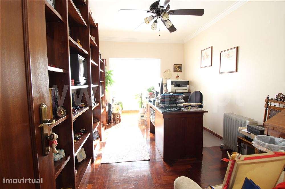 Moradia Geminada T3, Venda-18