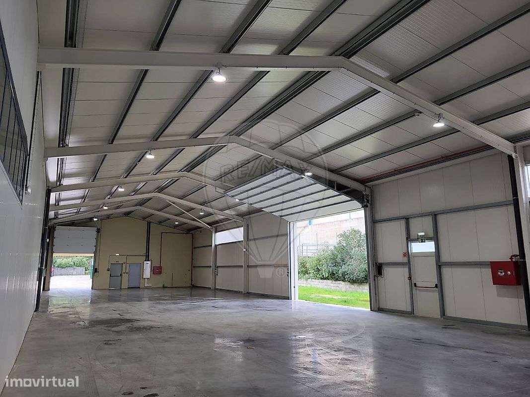 Armazém  para arrendamento - Grande imagem: 3/22