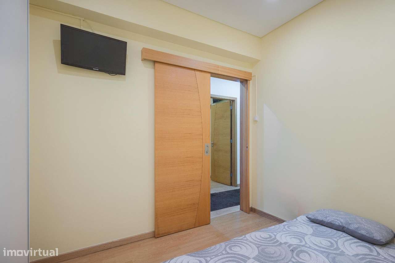 Andar Moradia T3 – Rés do Chão Totalmente Remodelado-10