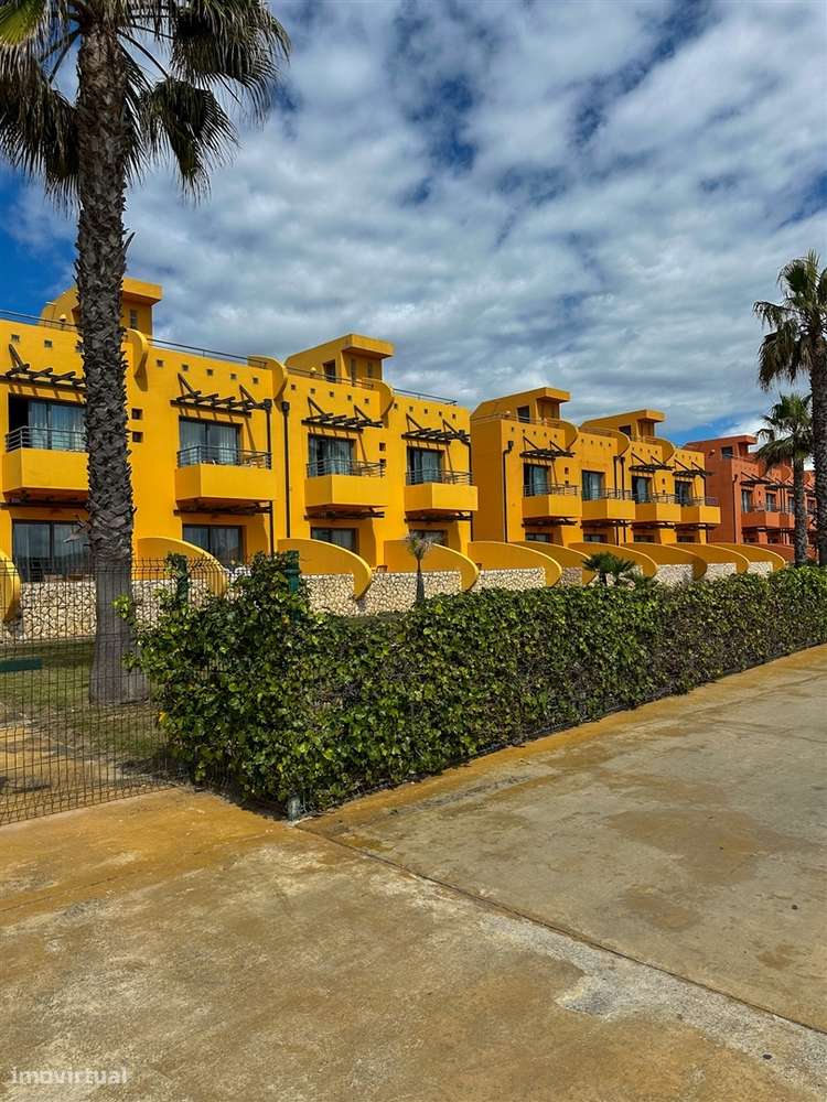 Apartamento T2 com Vista Mar e Rio na Marina da Praia da Rocha – Porti-0